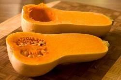 Seme povrća: Stuffed butternut squash